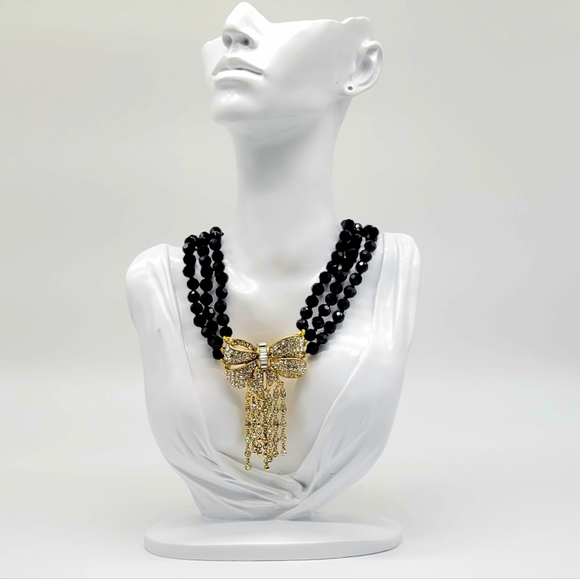 Heidi Daus Swarovski Crystal Bow Statement Necklace with Chainmail Fringe - Picture 5 of 11